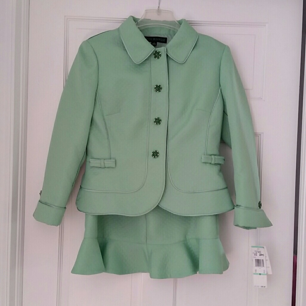 Green Skirt Suit